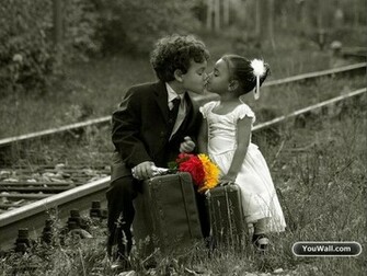 Romantic Wallpaper HD Kiss