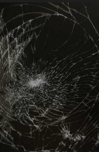 Broken Glass Wallpaper