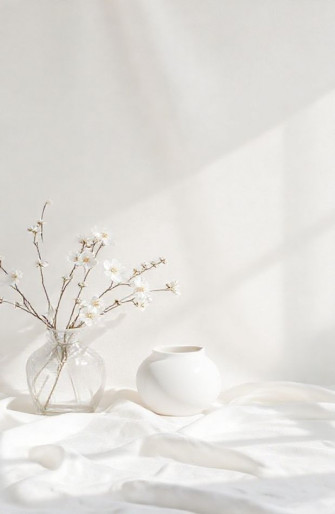 White Aesthetic Wallpaper