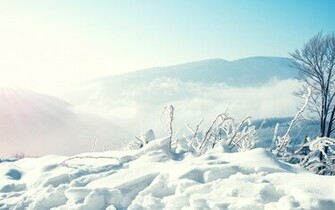 Snow Winter Mountains Wallpaper HD