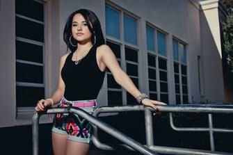 Becky G Simple Look HD Wallpaper