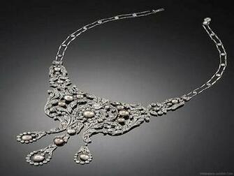 Diamond Necklace Wallpaper