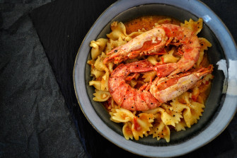 Prawns And Tomato Bow Tie Pasta X6f5qavr8xcx1uxk Wallpaper