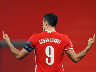 Another Injury Bayern Munich S Robert Lewandowski Picked Up A