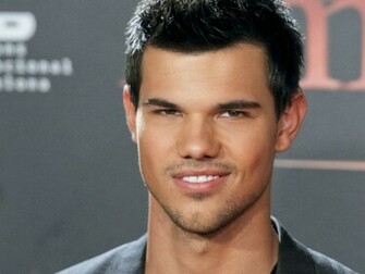 Taylor Lautner Wallpaper