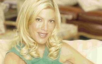 Tori Spelling Wallpaper Celebrities