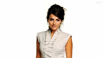 Camilla Belle Full HD Wallpaper