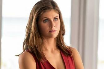 Baywatch Alexandra Daddario Wallpaper Coolwallpaper