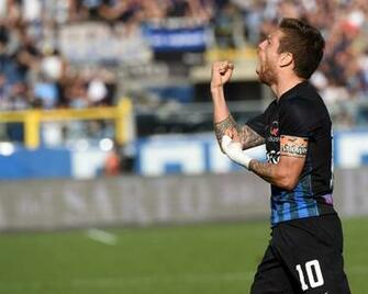 The Discreet Charm Of Captain Armband