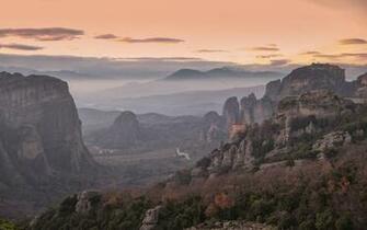 Meteora Wallpaper Pictures Image