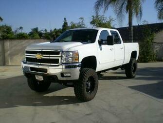 Lifted Gmc Truck Wallpaper White Chevy Trucks Show