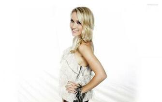 Emily Osment Wallpaper