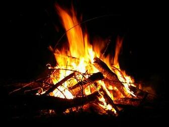 Wallpaper Campfire Great World
