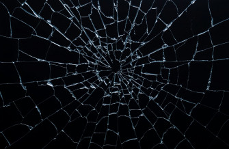 Cracked Screen Prank Wallpaper