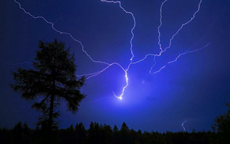 Thunderstorm Live Wallpaper Screenshot