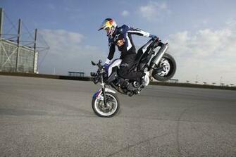 Dangerous Bike Stunt In HD Wallpaper I