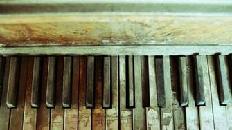 Abandoned Piano Desktop Pc And Mac Wallpaper