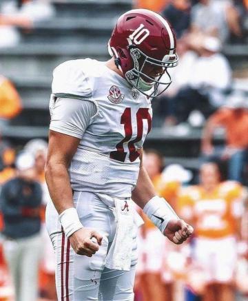 Mac Jones Alabama Crimson Tide Football