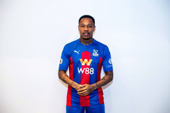 Nathaniel Clyne With White Wallpaper