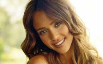 Wallpaper Background Filesize 1217k Jessica Alba