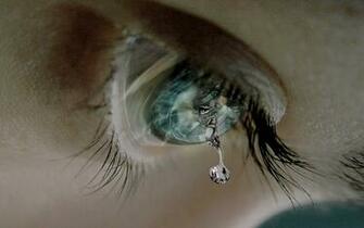 Teardrop Wallpaper
