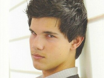 Taylor Lautner Wallpaper