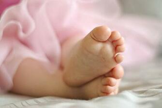 Newborn Toes