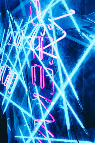 4k Neon iPhone Wallpaper