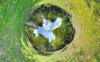Park Fisheye Lens Effect Wallpaper
