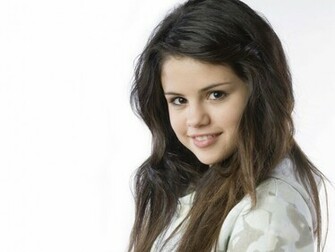 Selena Gomez Wallpaper HD