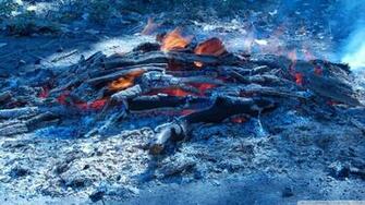 Campfire Wallpaper