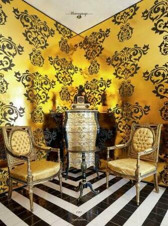 Daffodil Yellow And Black Large Scale Pattern Wallpaper For Ad Russia