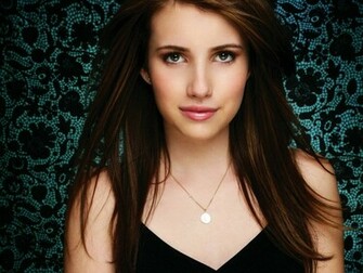 Emma Roberts HD Wallpaper