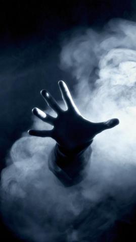 Dark Hand Smoke