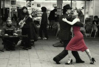 Street Tango Wallpaper