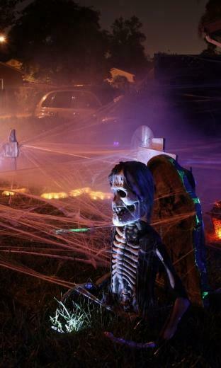 Halloween Decorations Mobile Wallpaper