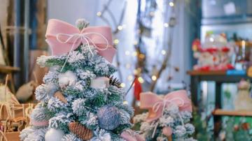 Wallpaper Christmas Tree New Year Decorations