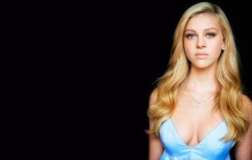 Wallpaper Portrait Promo Nicola Peltz Image For