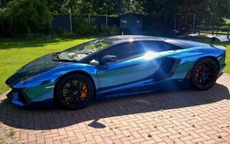 Car Wallpaper Lamborghini Blue Imgkid The