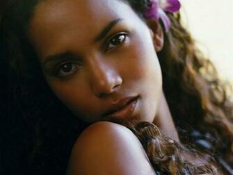 Stars Wallpaper Halle Berry