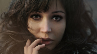 Sad Girl Wallpaper