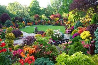 Beautiful Home Flower Gardens Wallpaper Desktop