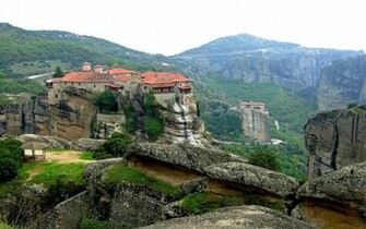 Religious Meteora Wallpaper