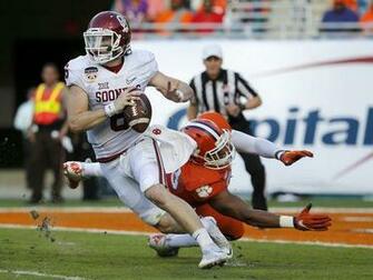 Clemson Rushes Past Oklahoma To College Football Playoff Final