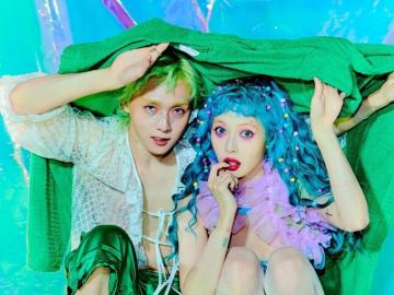 Get A Peep Into Hyuna And Dawn S World With Lustrous