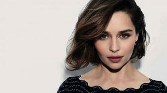 English Actress Emilia Clarke Wiki Bio Age Career Net Worth