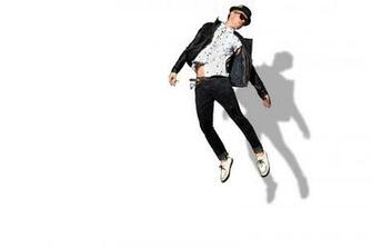 Rock Pop Or Hip Hop Wallpaper Blurs The Lines