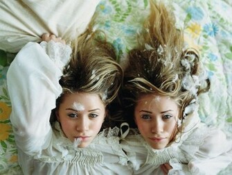 Olsen Twin Wallpaper Mary Kate Ashley