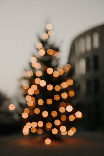 Christmas Aesthetic Wallpaper Background For iPhone