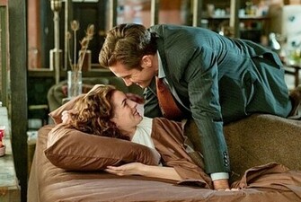 Love And Other Drugs Wallpaper Hairstyles